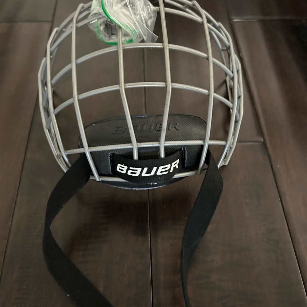 NEW Bauer Silver Hockey Helmet Face Mask Cage